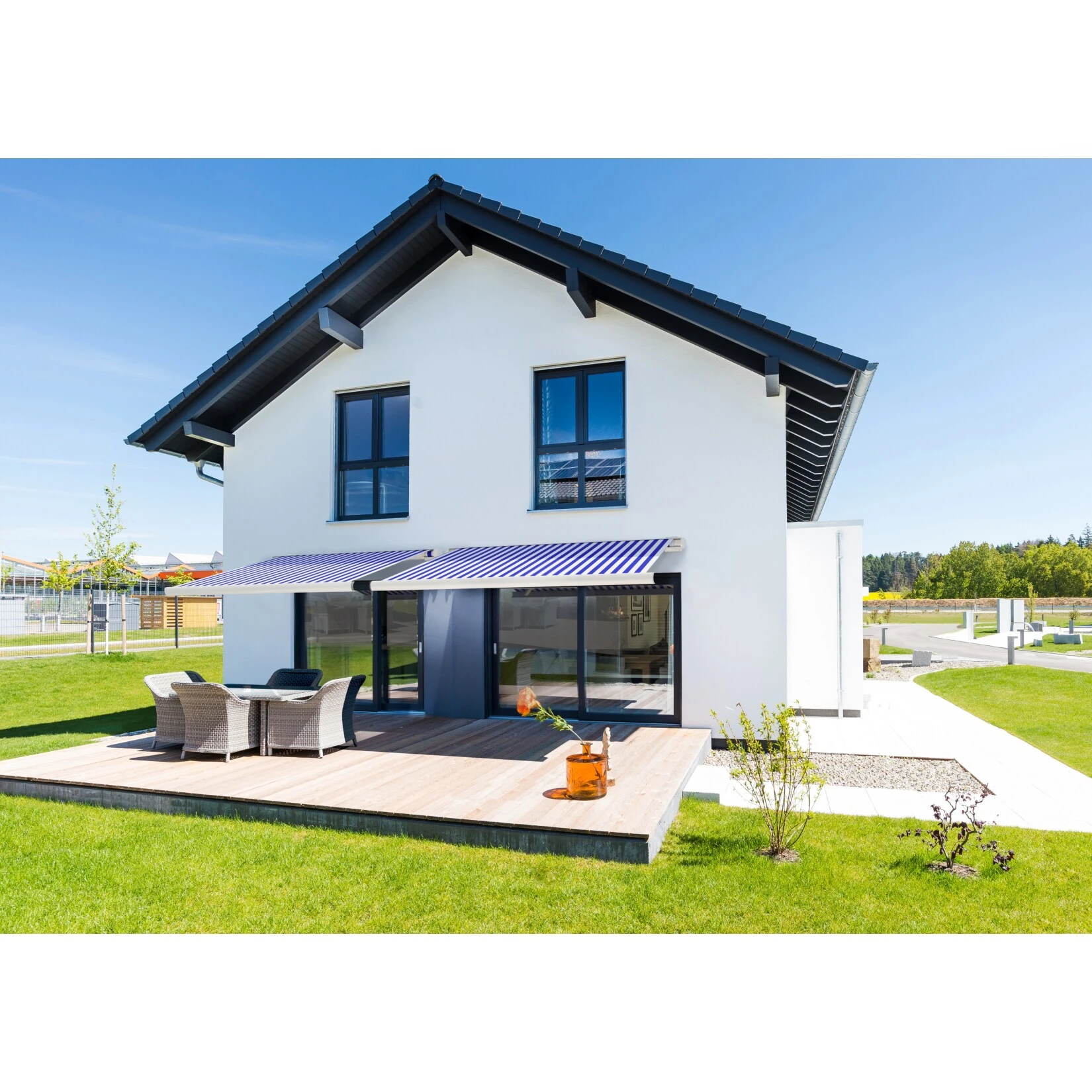Home Deluxe LED-Vollkassettenmarkise Elos V2 Inkl. Sensor, Marineblau-weiß - 350 X 250 Cm 1 Home Deluxe LED-Vollkassettenmarkise Elos V2 Inkl. Sensor, Marineblau-weiß - 350 X 250 Cm