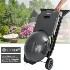 KESSER® Elektrischer Elektrogrill 2in1 Tischgrill - Standgrill Mit Deckel Und Standfuß | Max. 2400 Watt | Faltbar | Thermometer | Antihaftbeschichtung | Grillplatte Abstelltische | 2 Räder | -Buschbeck Geschäft 8600364700 20109 prod 004 scaled
